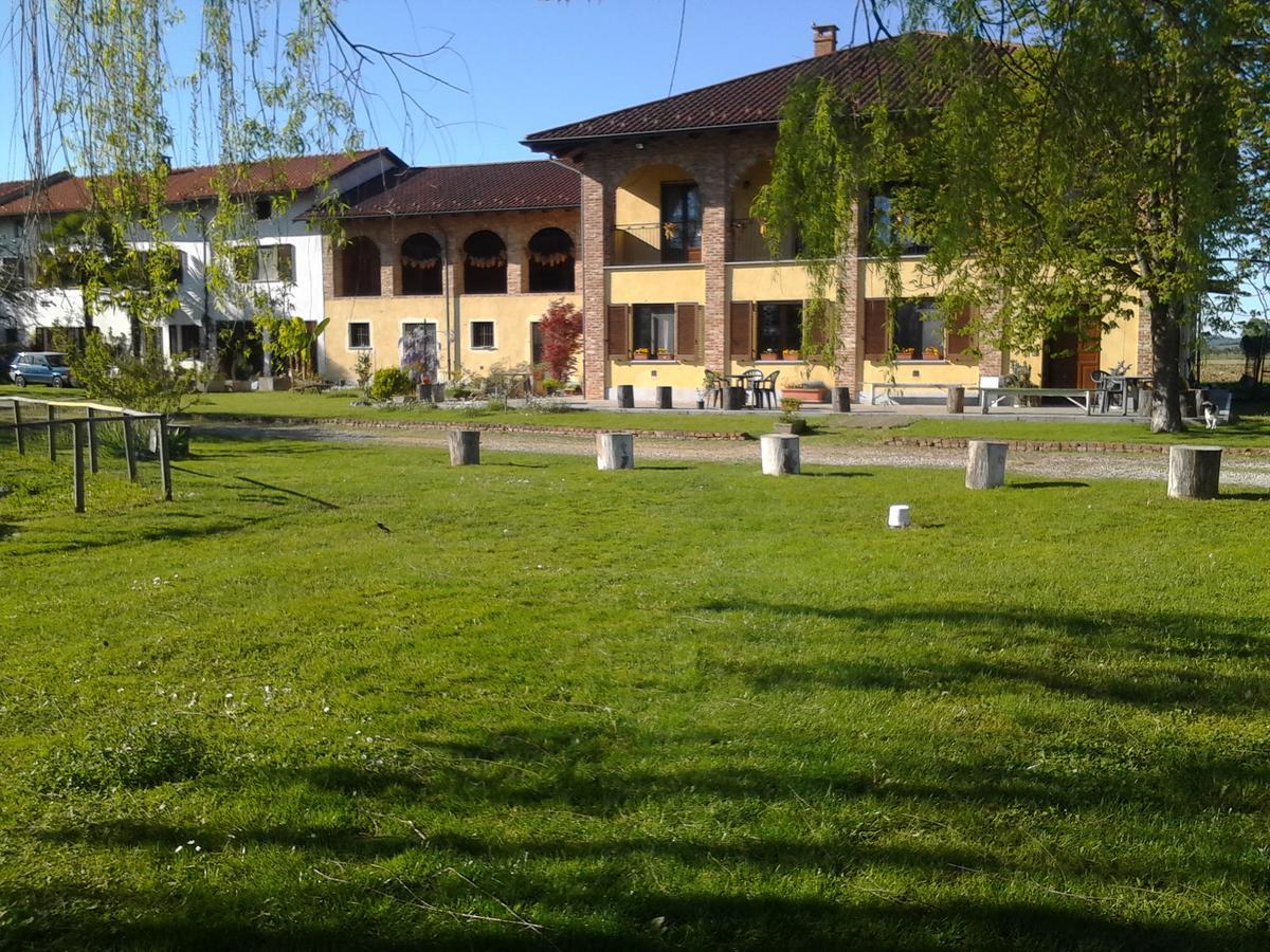 Agriturismo La Cinciallegra Riva presso Chieri Kültér fotó